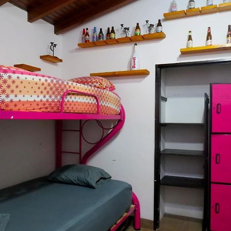 Casa Almarita Hotel Medellin Ngoại thất bức ảnh