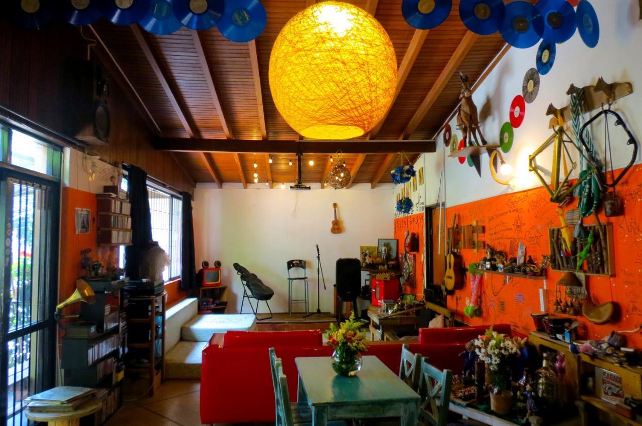 Casa Almarita Hotel Medellin Ngoại thất bức ảnh
