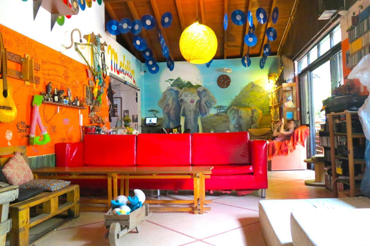 Casa Almarita Hotel Medellin Ngoại thất bức ảnh