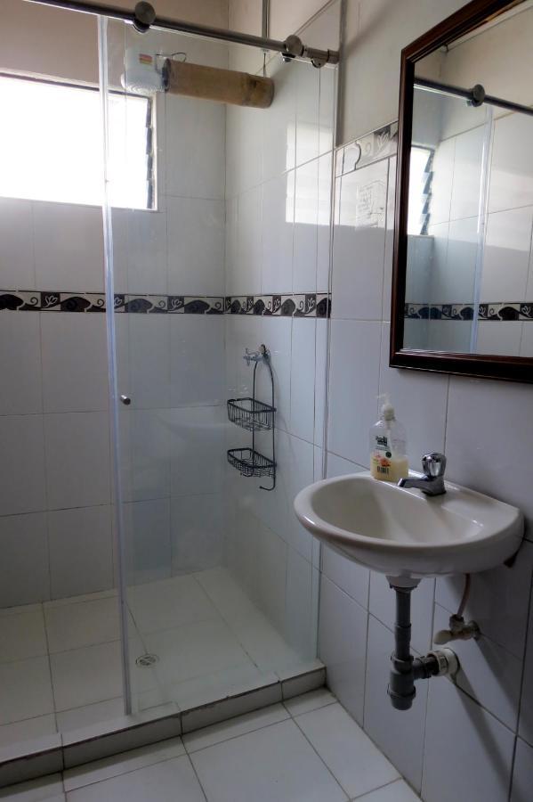 Casa Almarita Hotel Medellin Ngoại thất bức ảnh